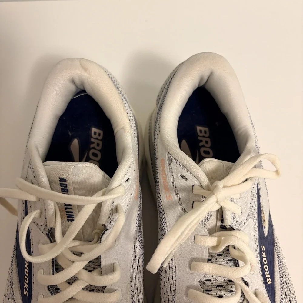 Brooks Adrenaline GTS Shoes Womens Size 10 Gray Blue Running 1204261B140