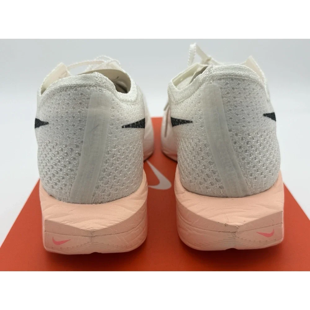 Nike ship shoe