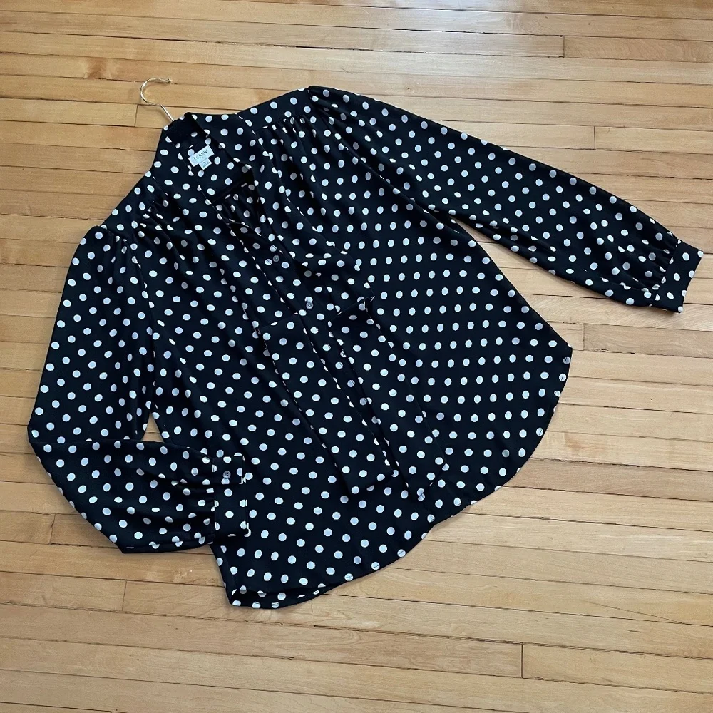 J. CREW Polka Dot Bow Neck Tie Blouse Top Puff Sleeve Button Front Country Club
