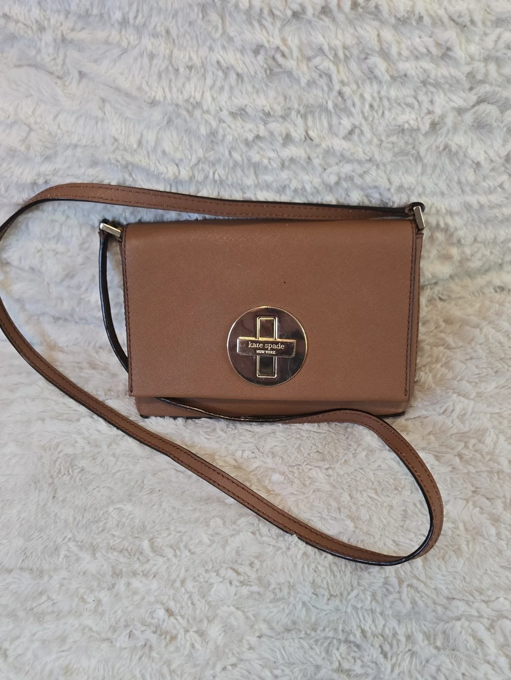 kate spade Brown Saffiano Crossbody with Turn-Lock EUC