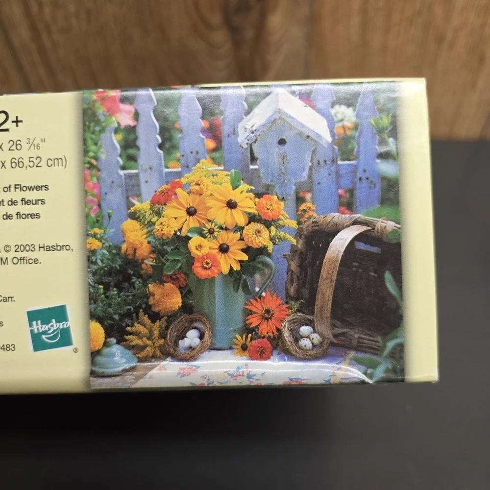Milton Bradley Big Ben Bouquet Of Flowers 1000 Piece Puzzle USA Garden Scene