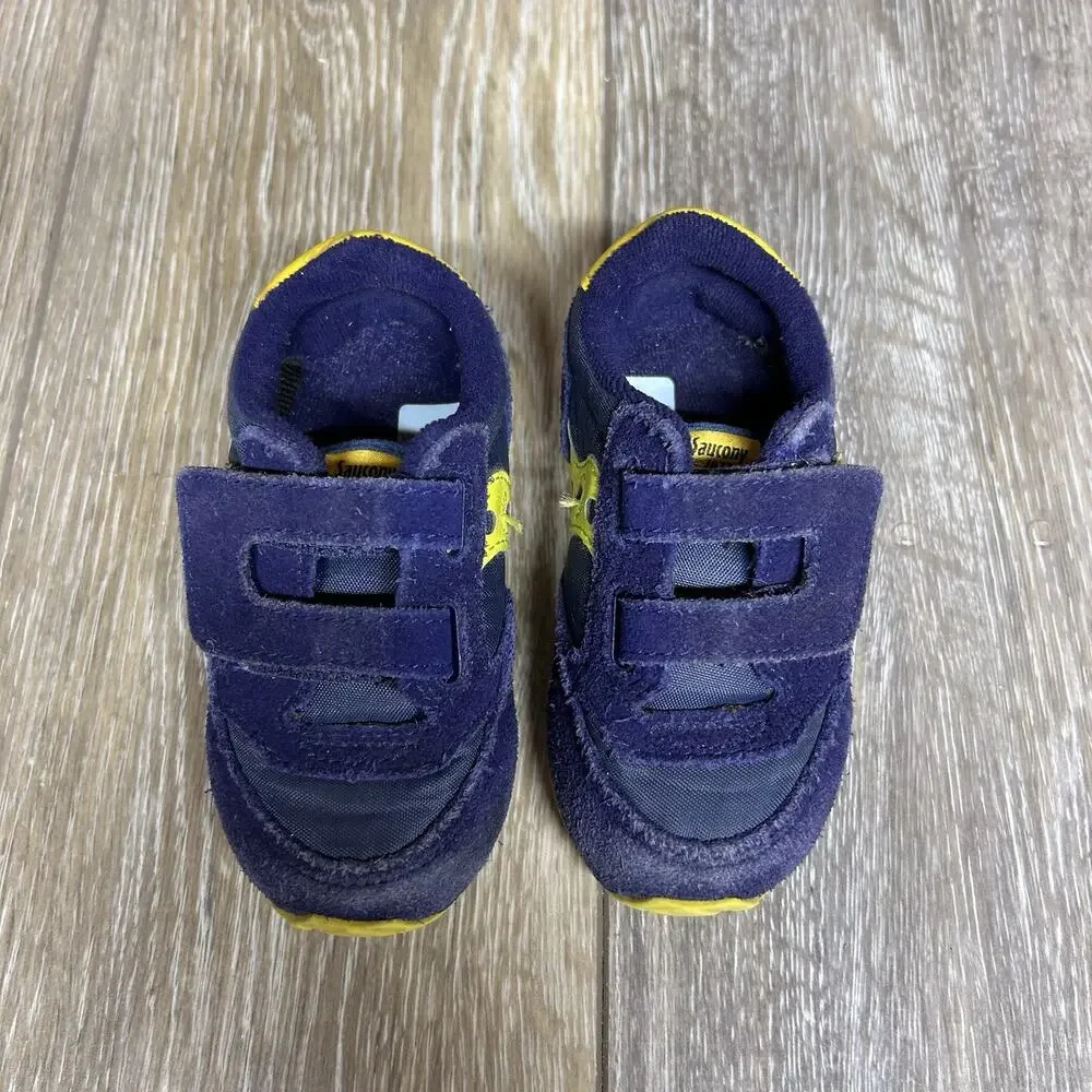 Saucony previously owned