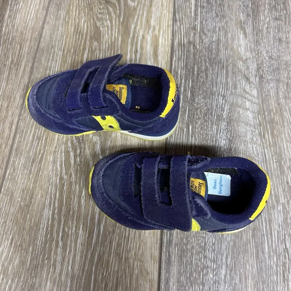 Saucony previously owned
