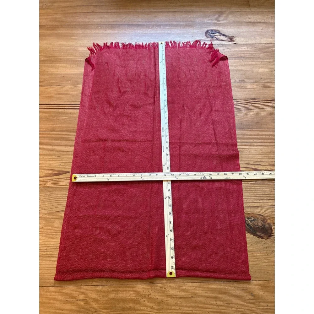 Unbranded woven scarf