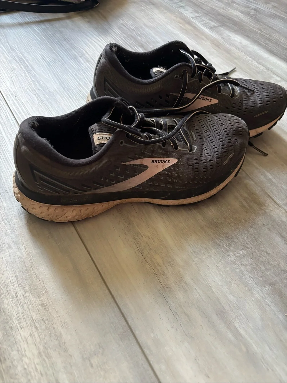 Brooks lightweight trainers