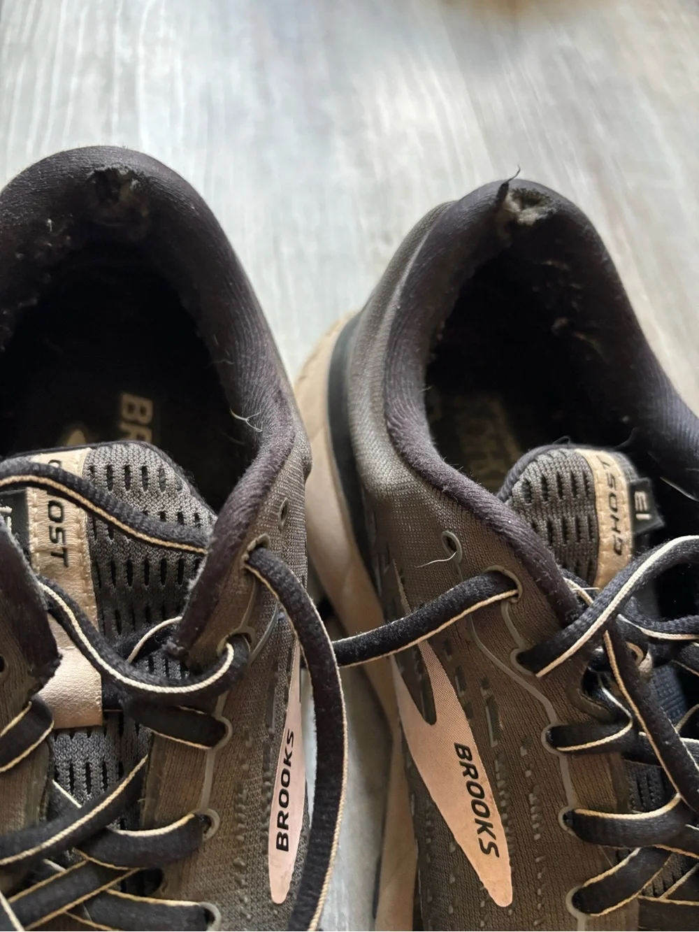 Brooks lightweight trainers