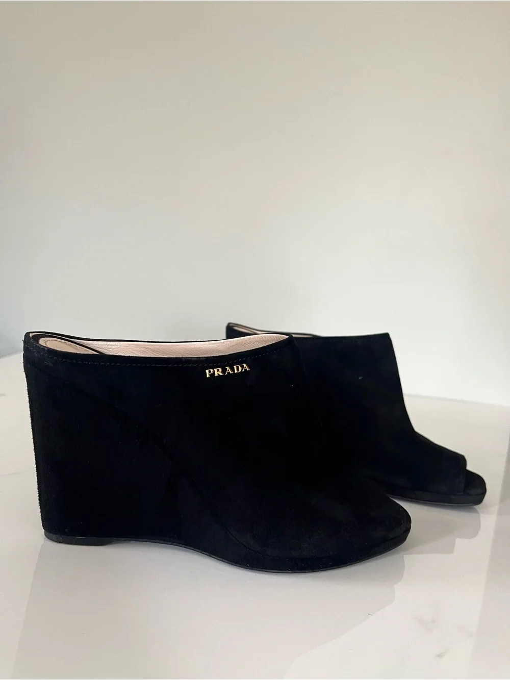 Prada worn once