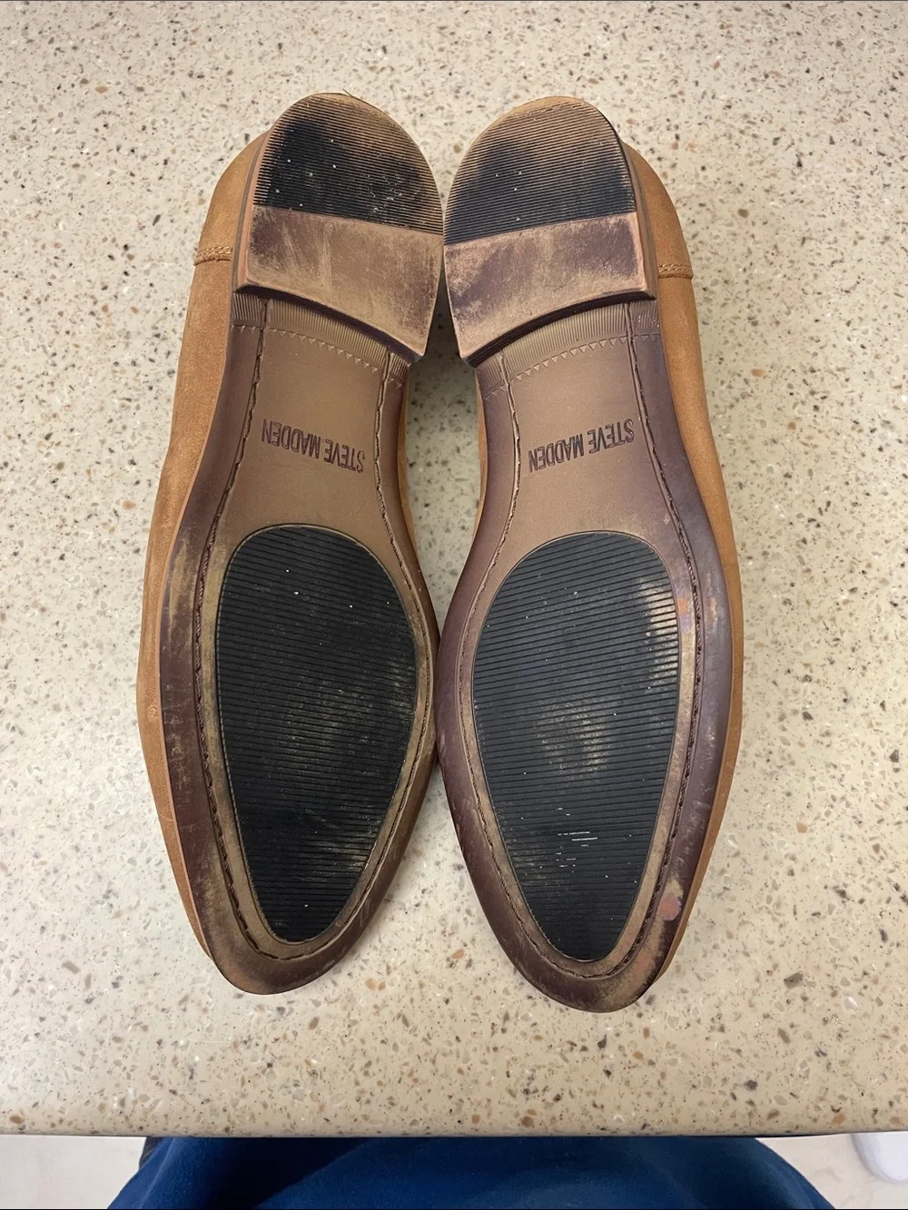 Steve Madden suede upper