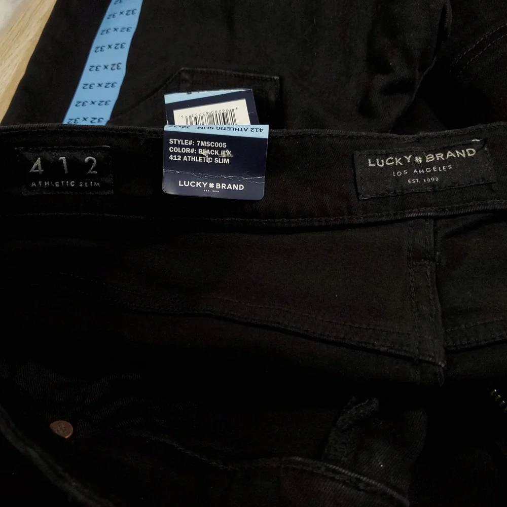 Lucky Brand streetwear minimalist