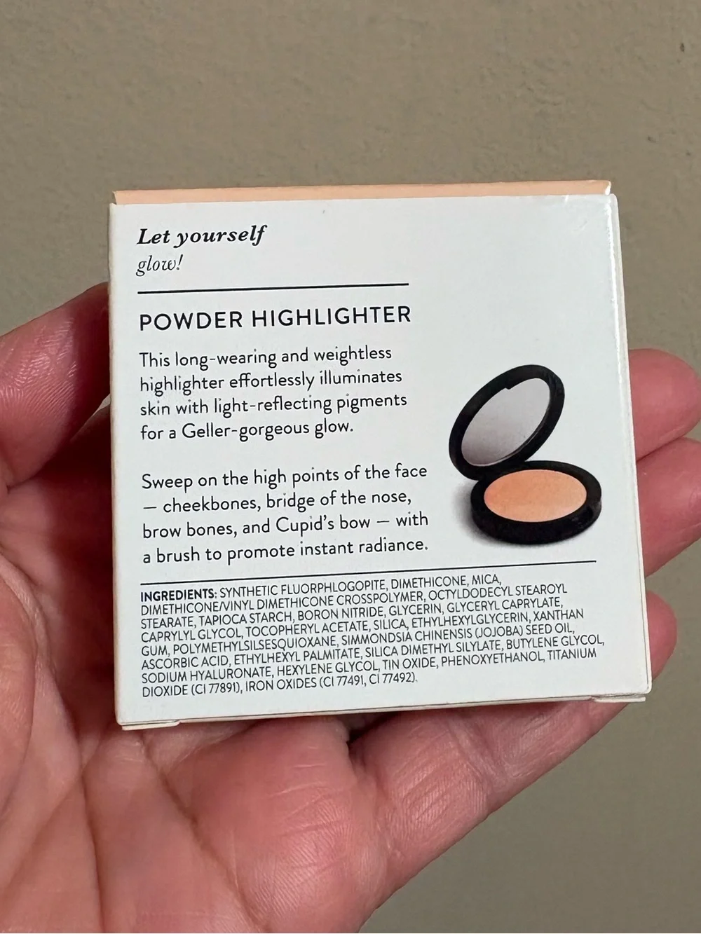 Laura Geller compact powder