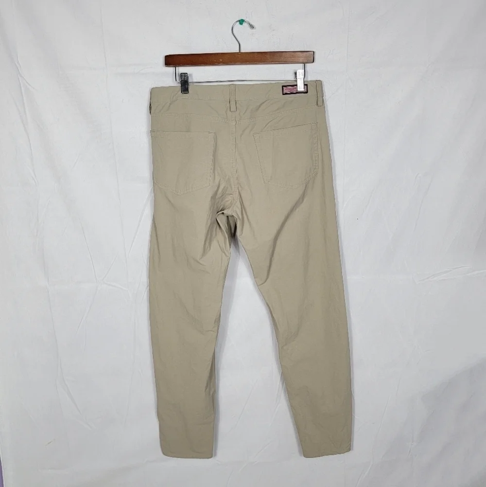 Vineyard Vines stylish comfortable