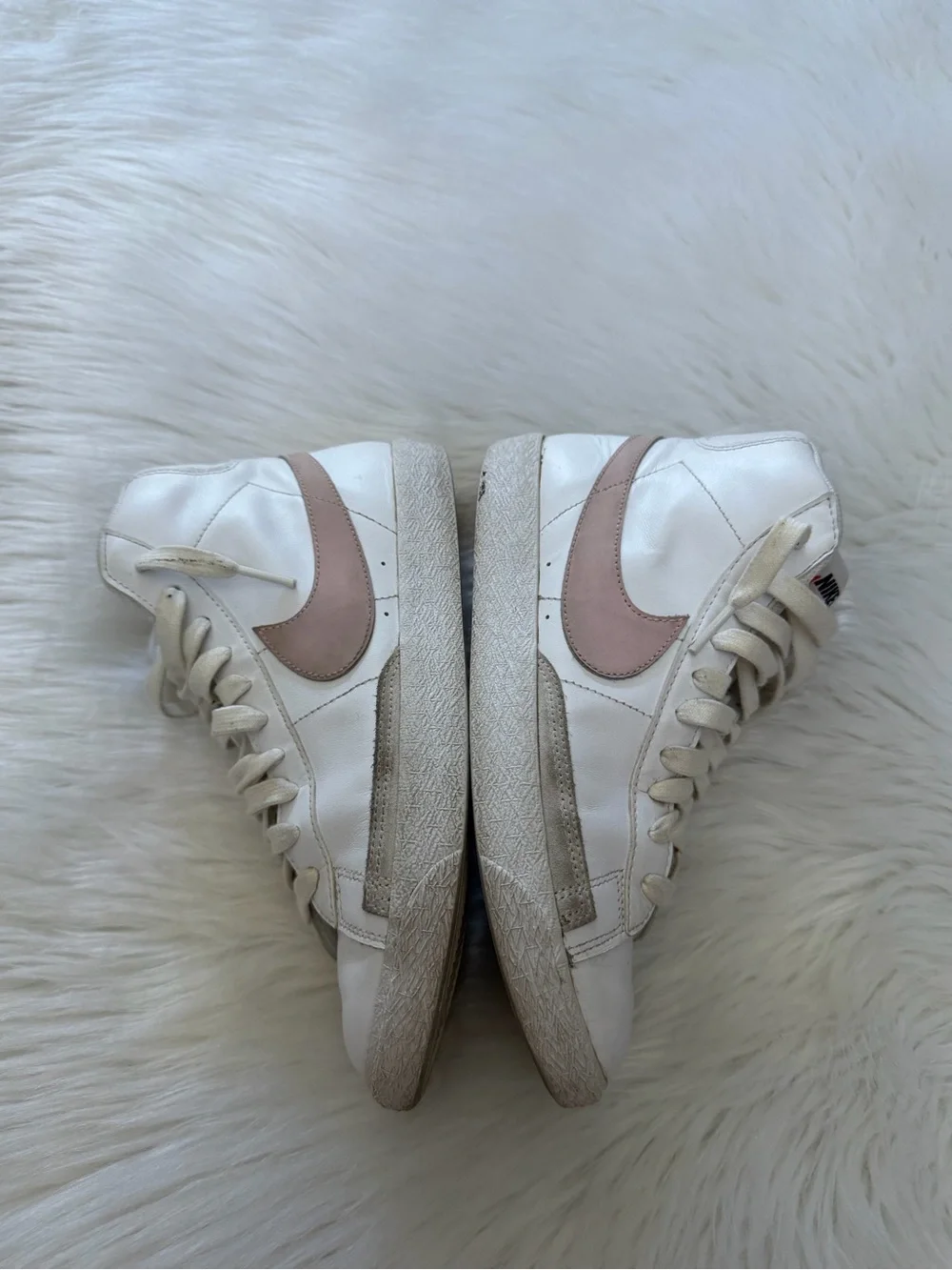 Nike blazer mid