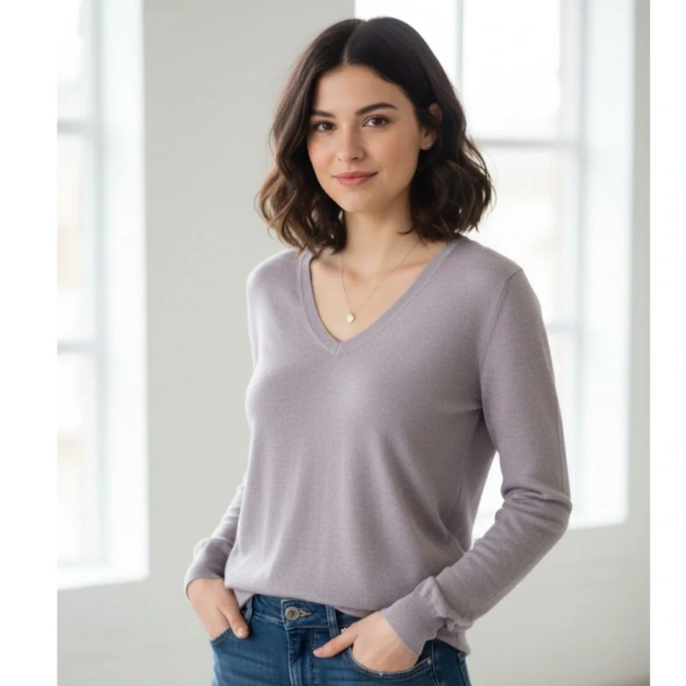 Banana Republic clean texture soft