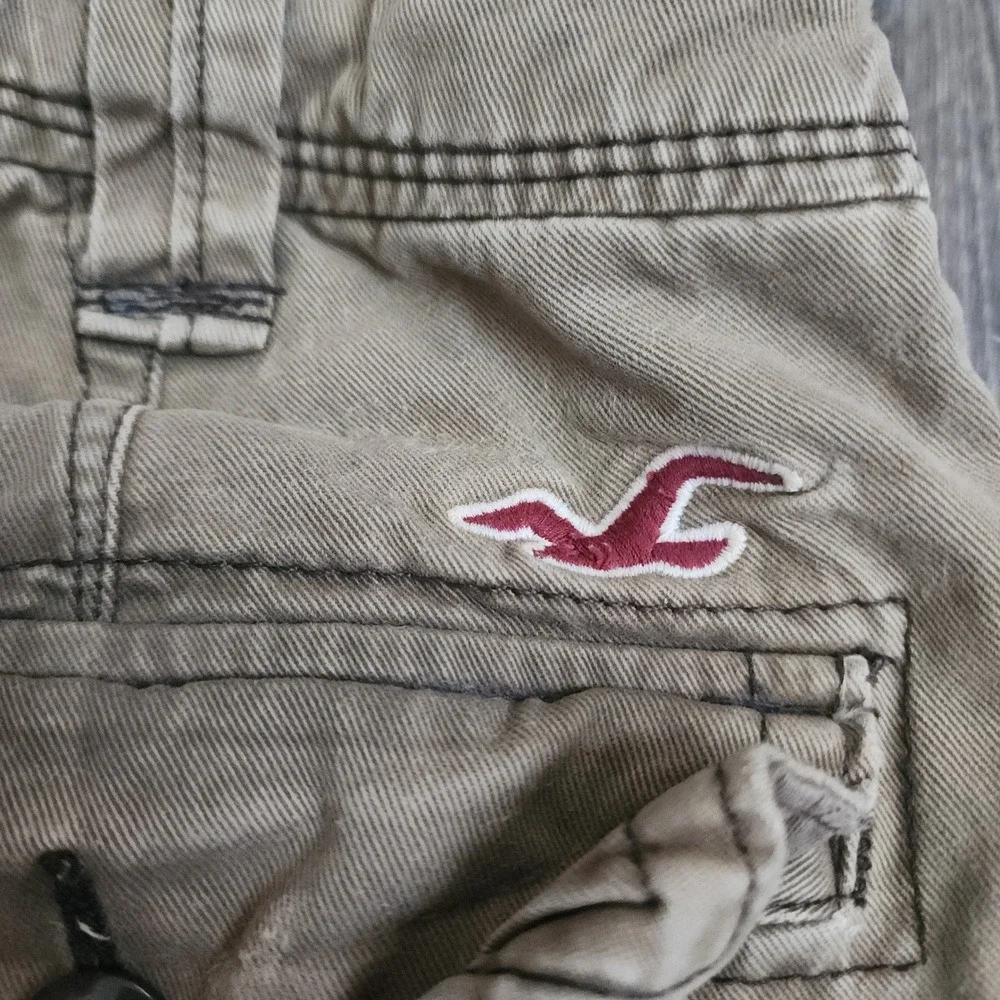 Hollister california cargo