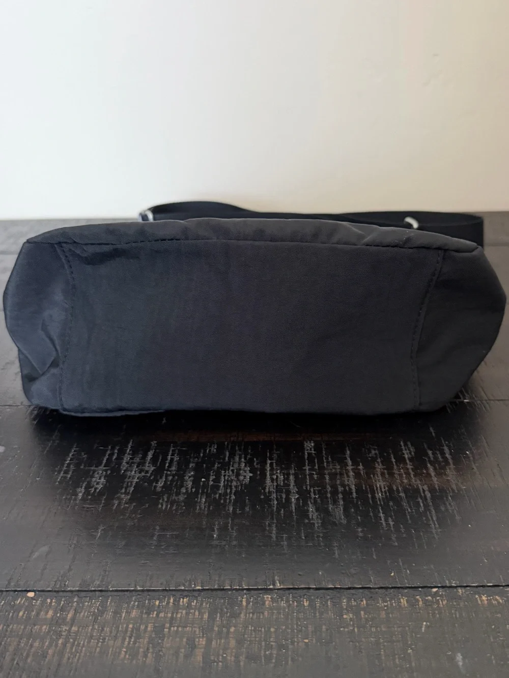 Baggallini black crossbody