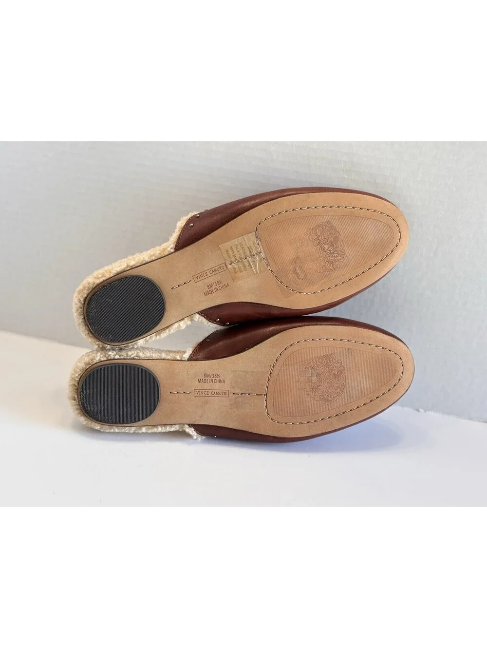 Vince Camuto vince camuto