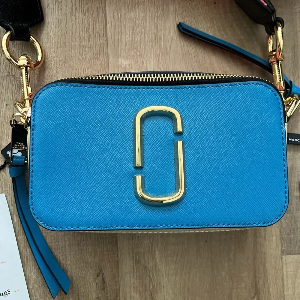 Marc Jacobs chic blue