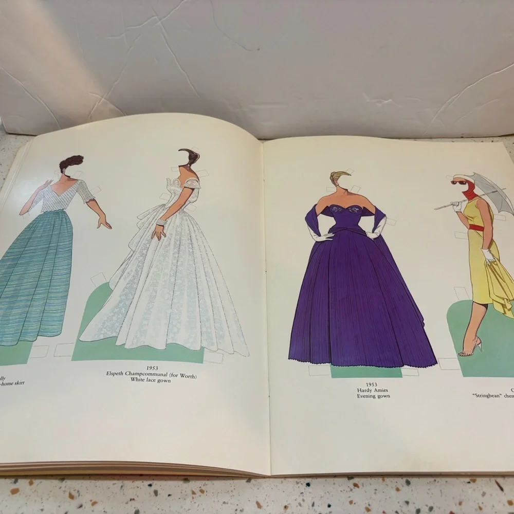 Vintage 1985 Great Fashion‎ Designs of the Fifties Paper Dolls Book Tom Tierney