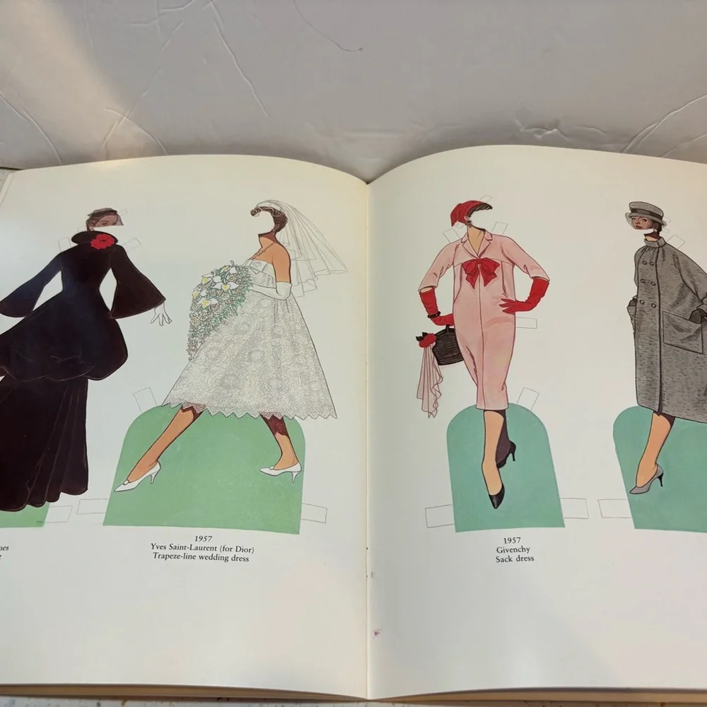 Vintage 1985 Great Fashion‎ Designs of the Fifties Paper Dolls Book Tom Tierney