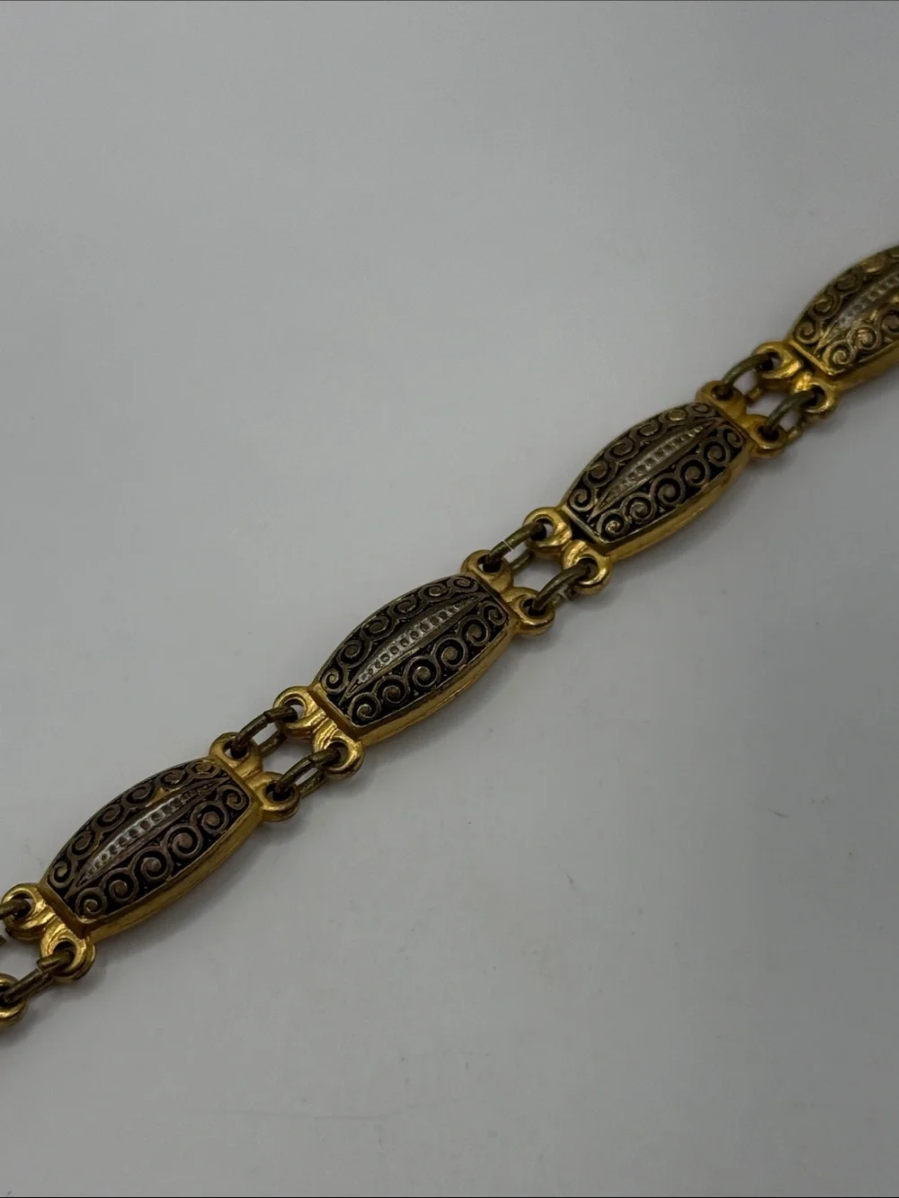 N/A vintage gold