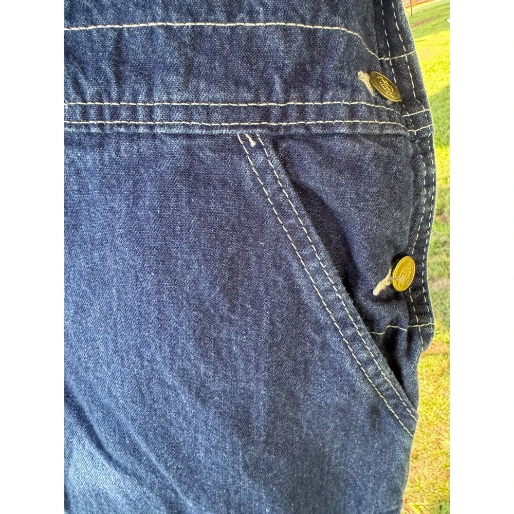 Dickies these men
