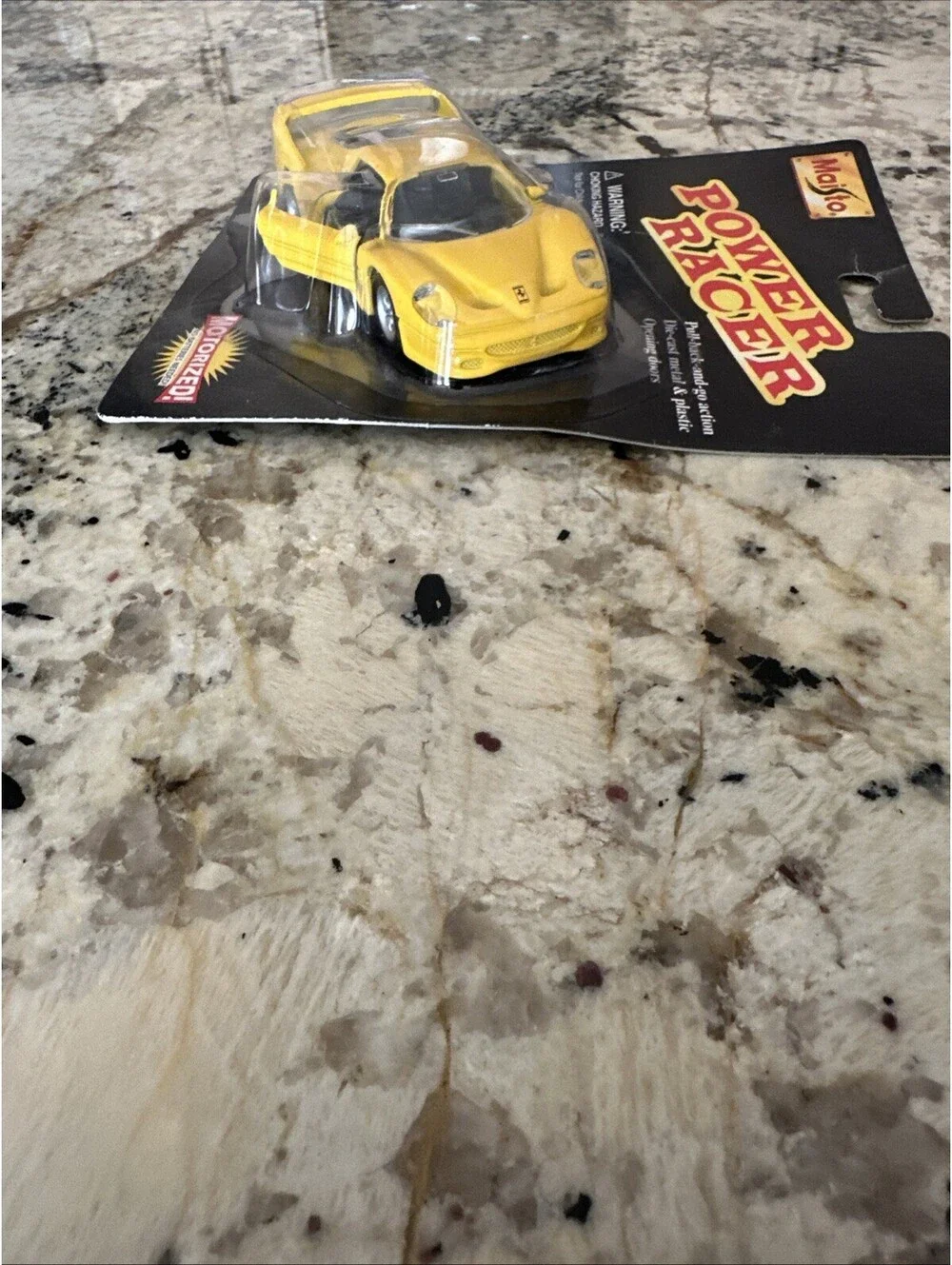2x Maisto Power Racers A Ferrari & A Porsche NEW + FAST SHIPPING