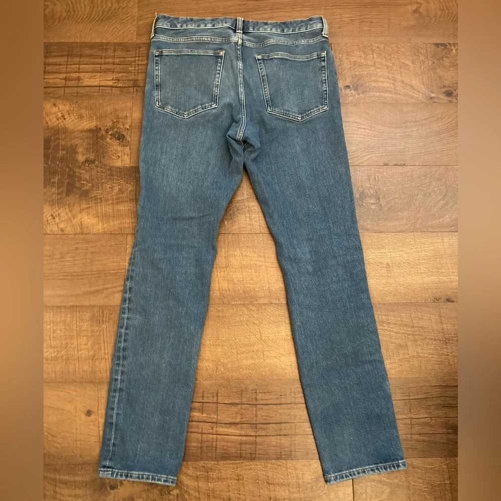 Everlane uniform slim