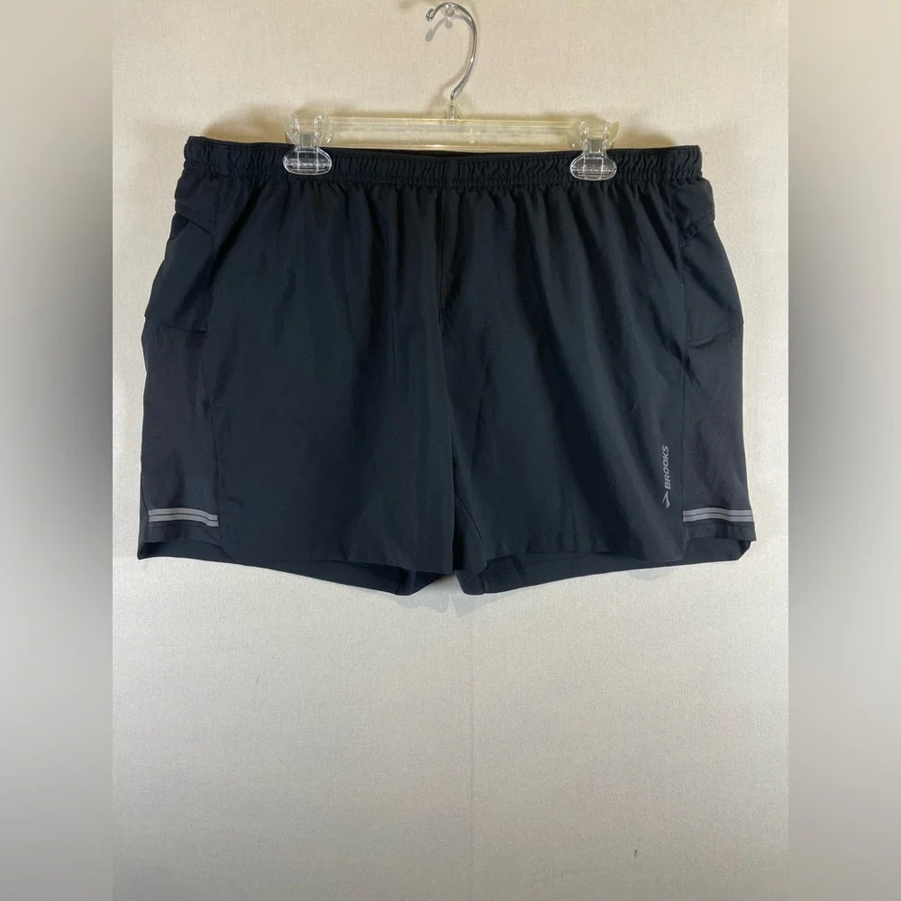 Brooks men black