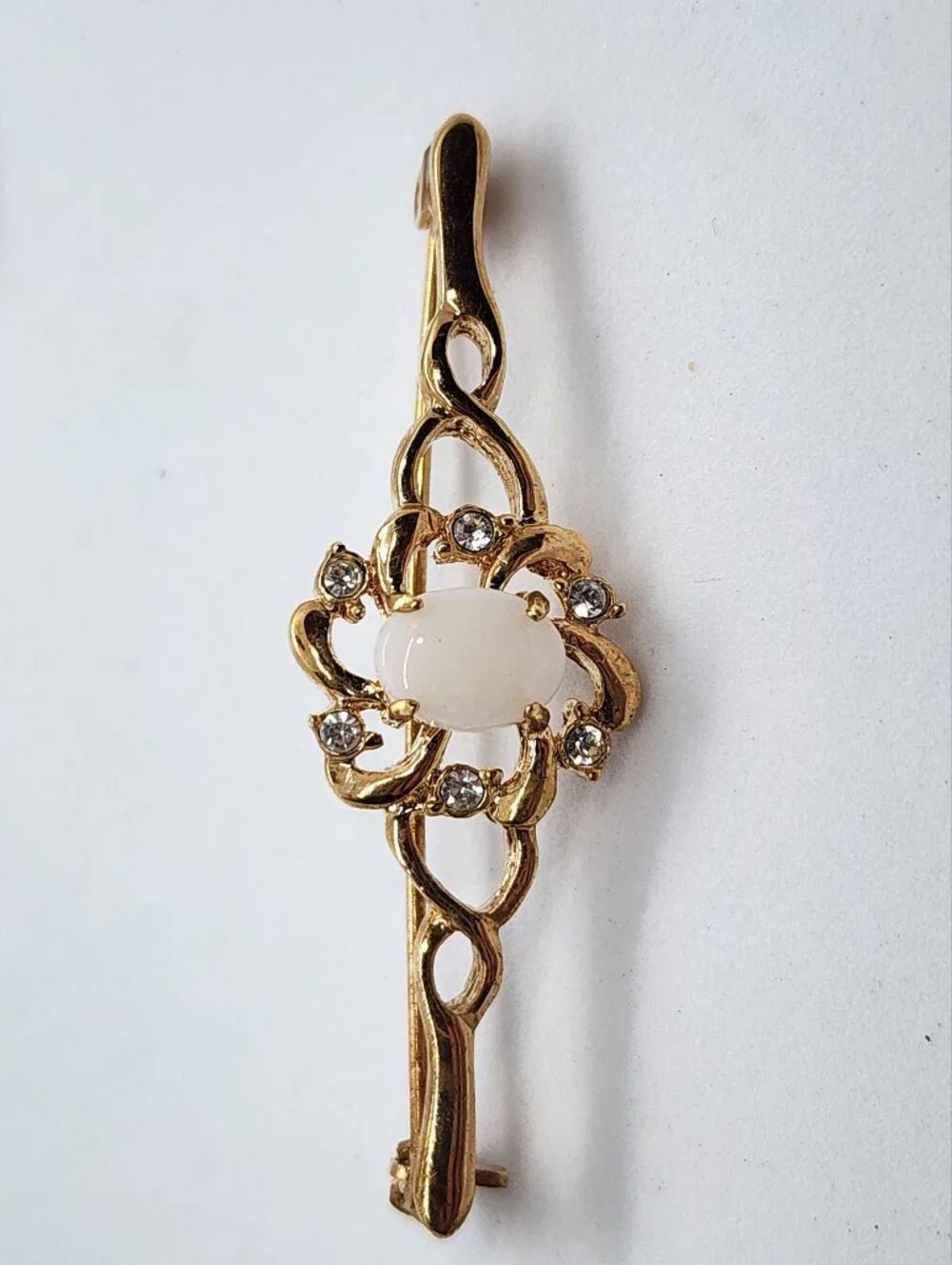 ✨️ 5 For 25 ✨️Gold-Tone Bar Brooch with White Cabochon and Clear Stones