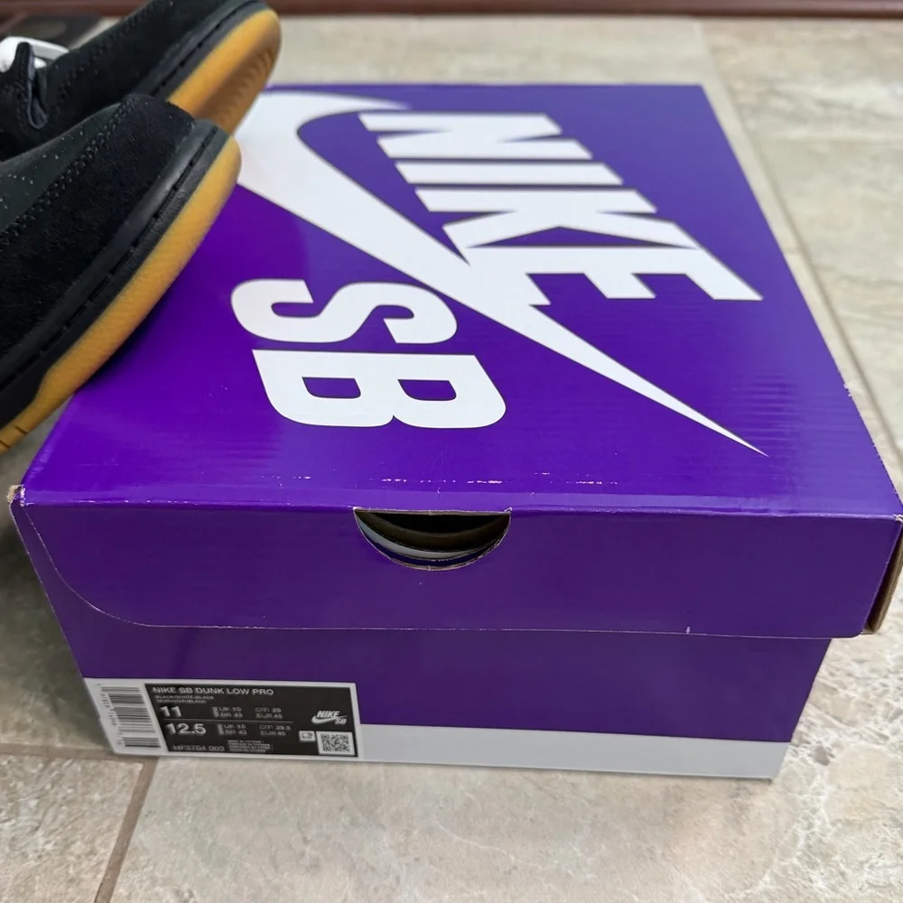 Nike low top