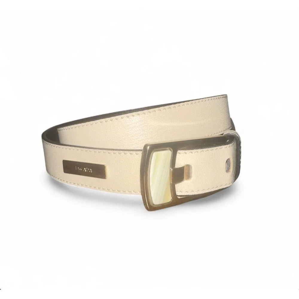 Escada Womens Cream Leather Belt Gold Logo Buckle Made in Italy Sz 42 52001-9120