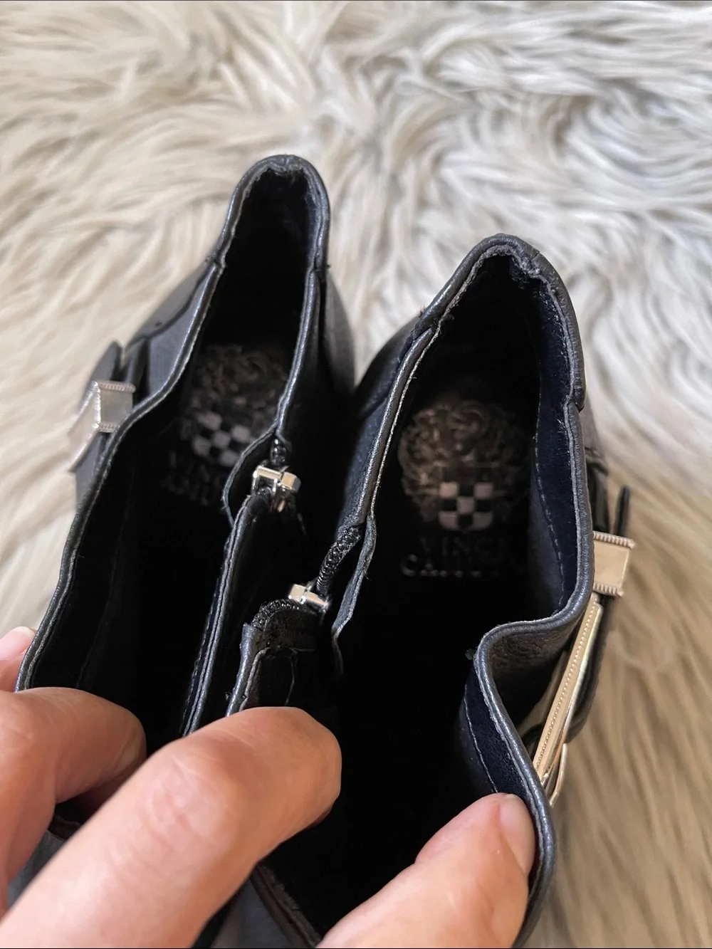 Vince Camuto sleek black