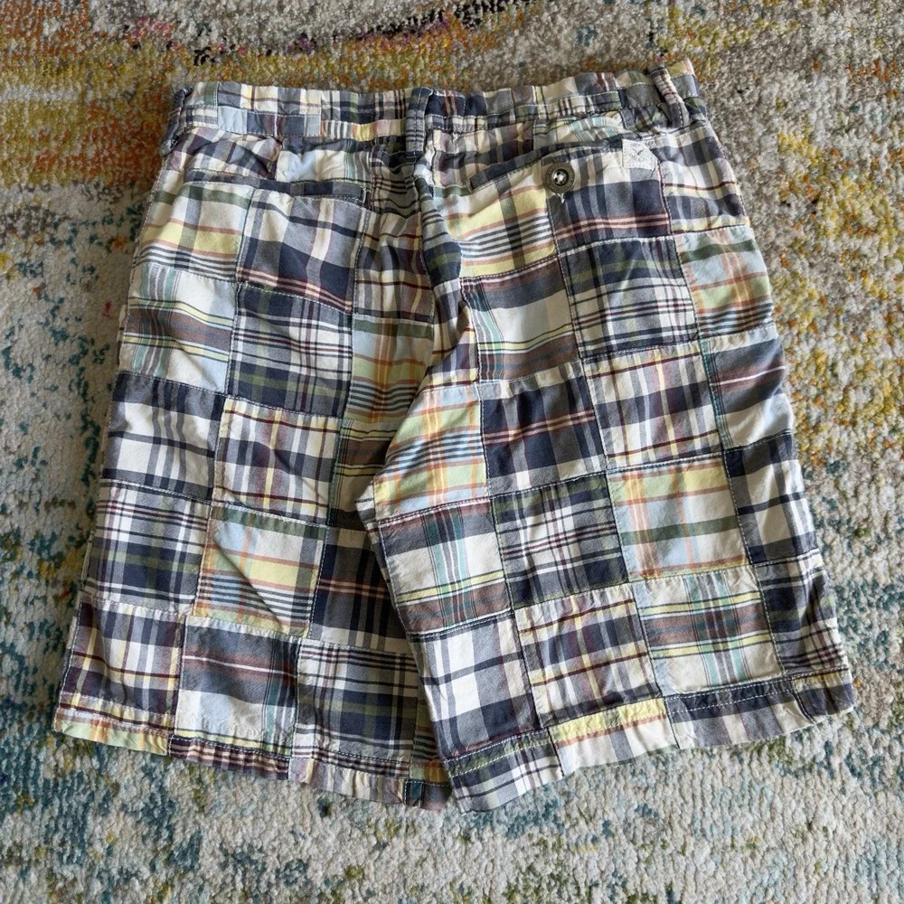 American Eagle Outfitters product pair