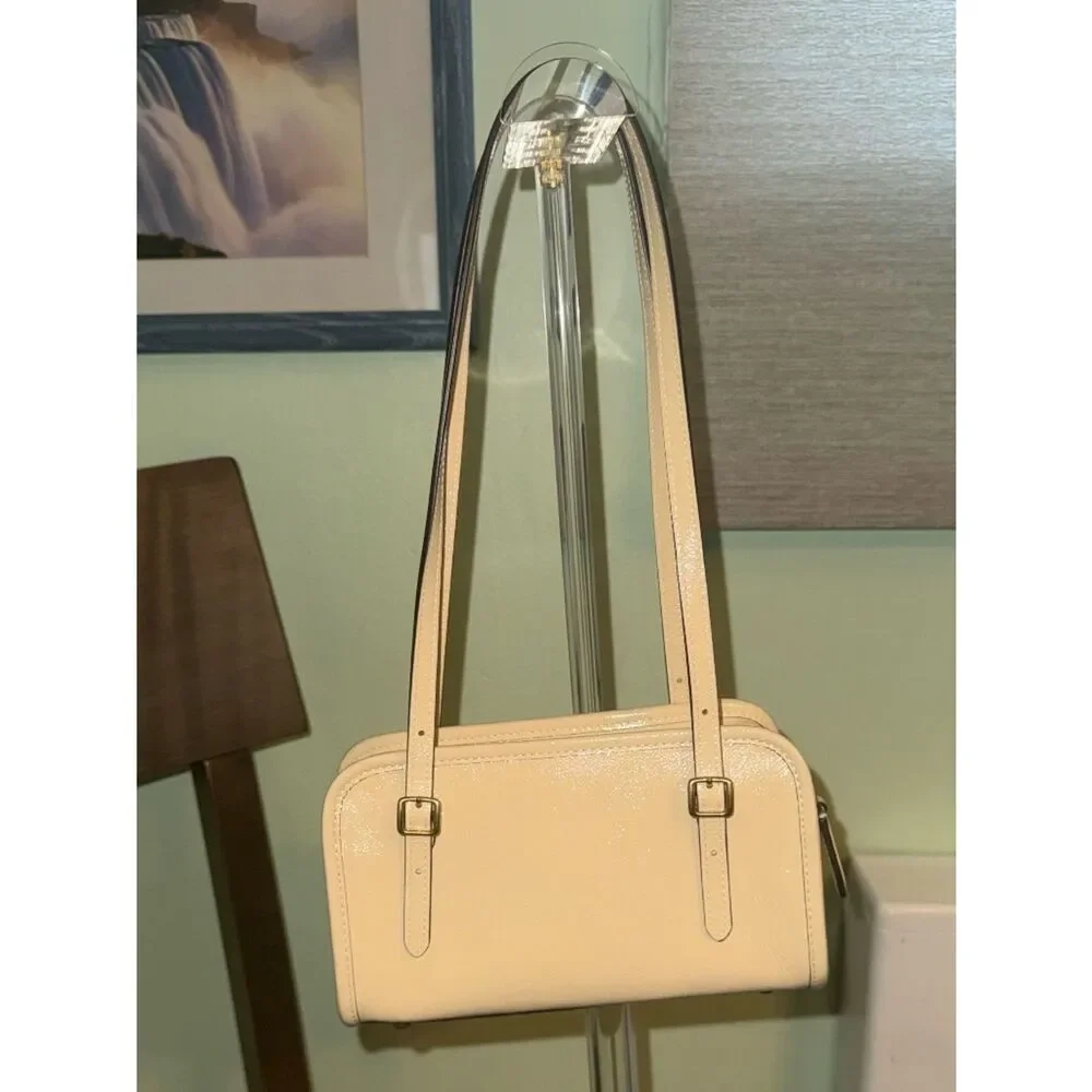 Coach Originals Swing Zip Bag 20 Brass/Chalk White Crinkle Patent Leather