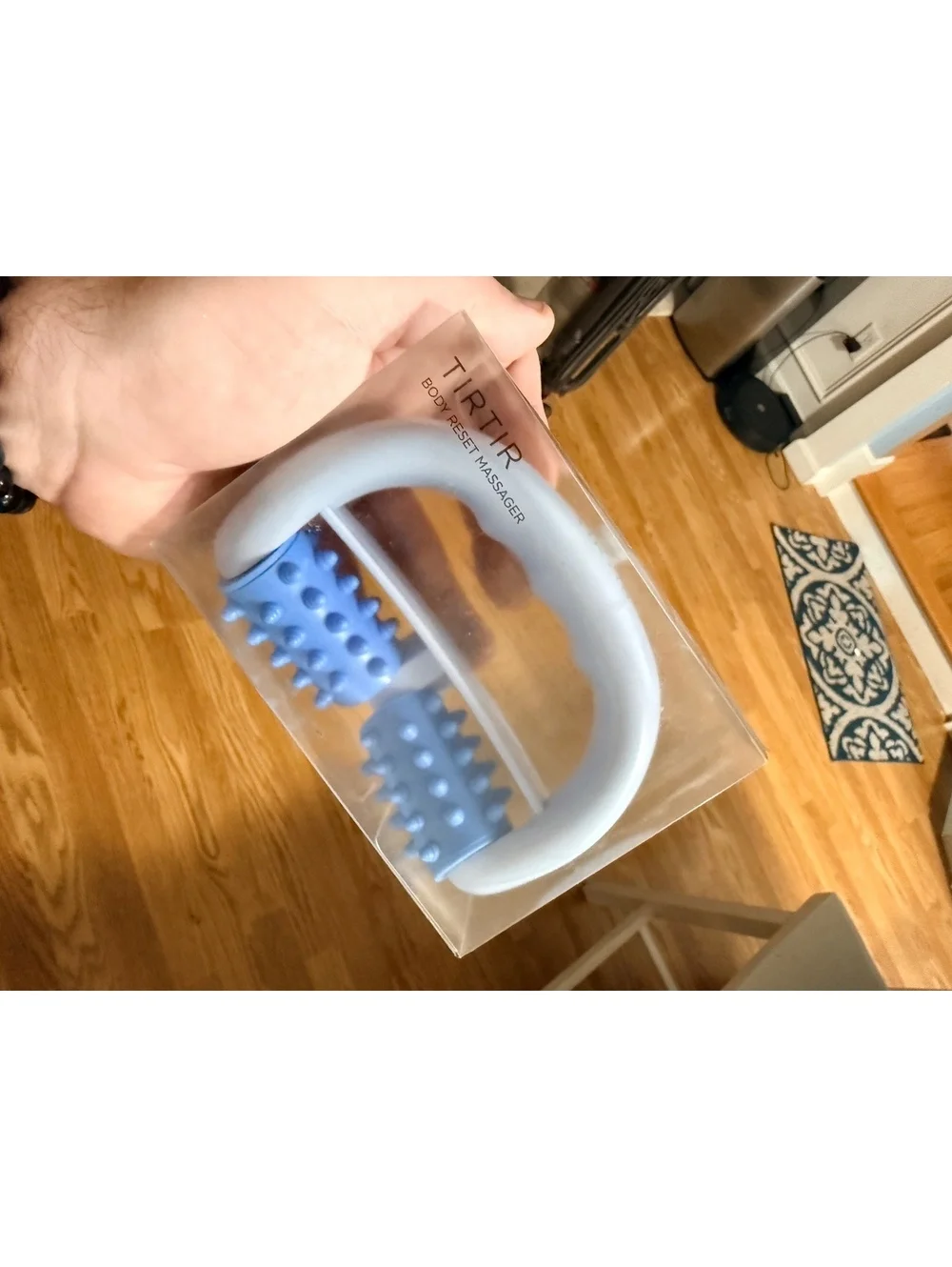 TIRTIR Body Reset Massager Handheld Blue and White