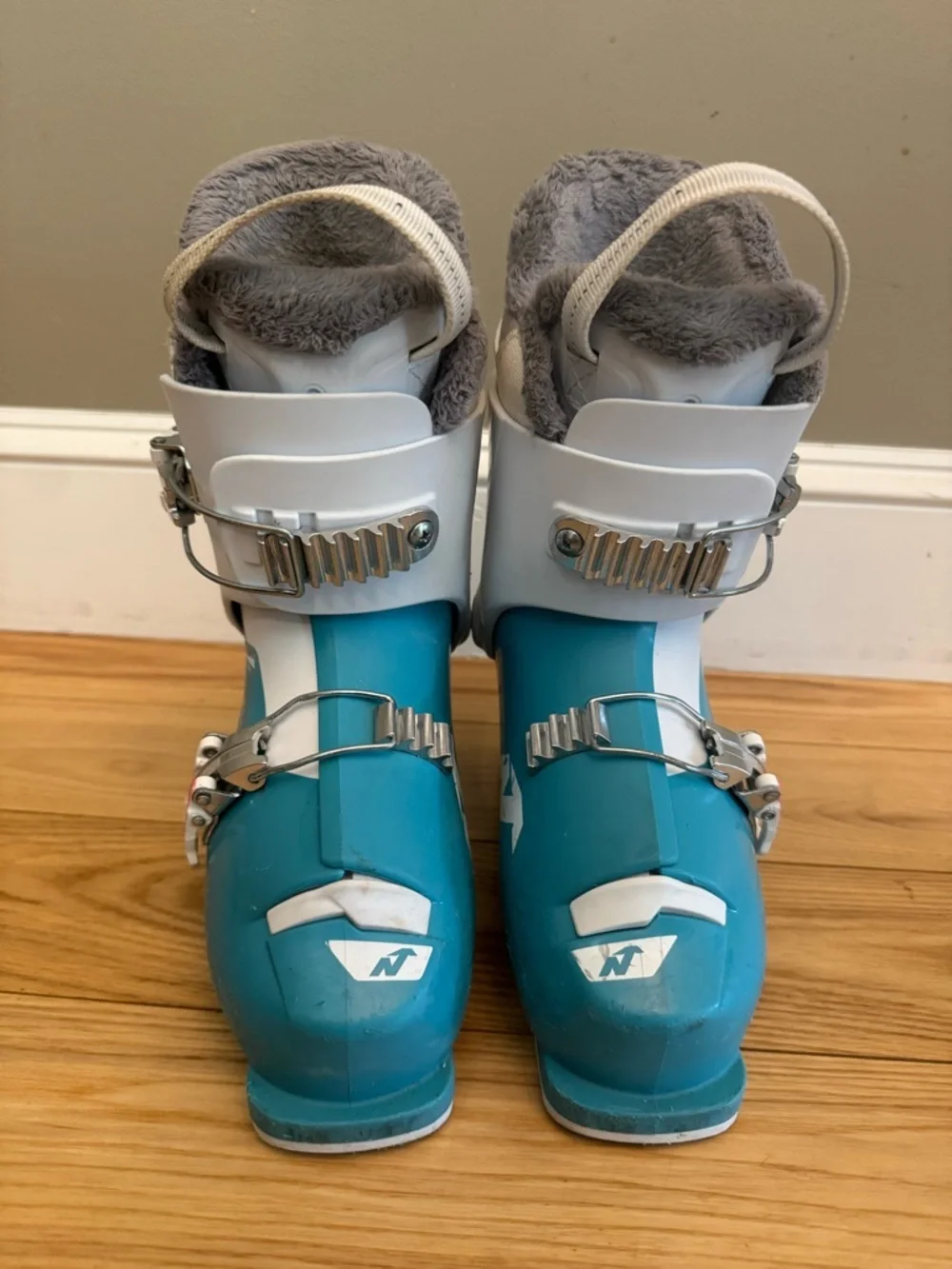 Nordica adorable functional