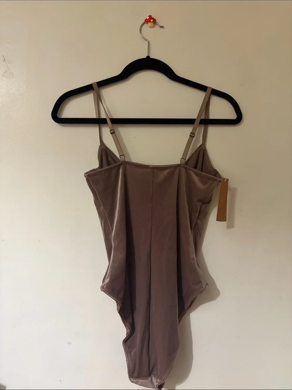 SKIMS *** nwt
