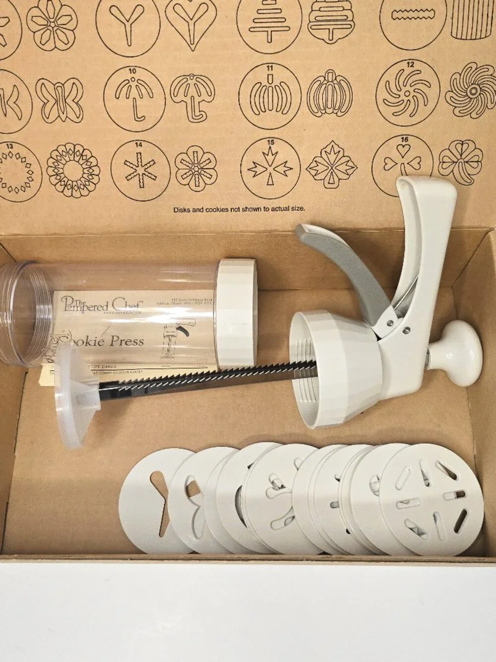 Pampered Chef Cookie Press 1525 In Box 16 Disks Instructions Included Open Box