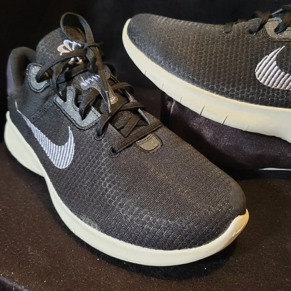 Nike flexible light