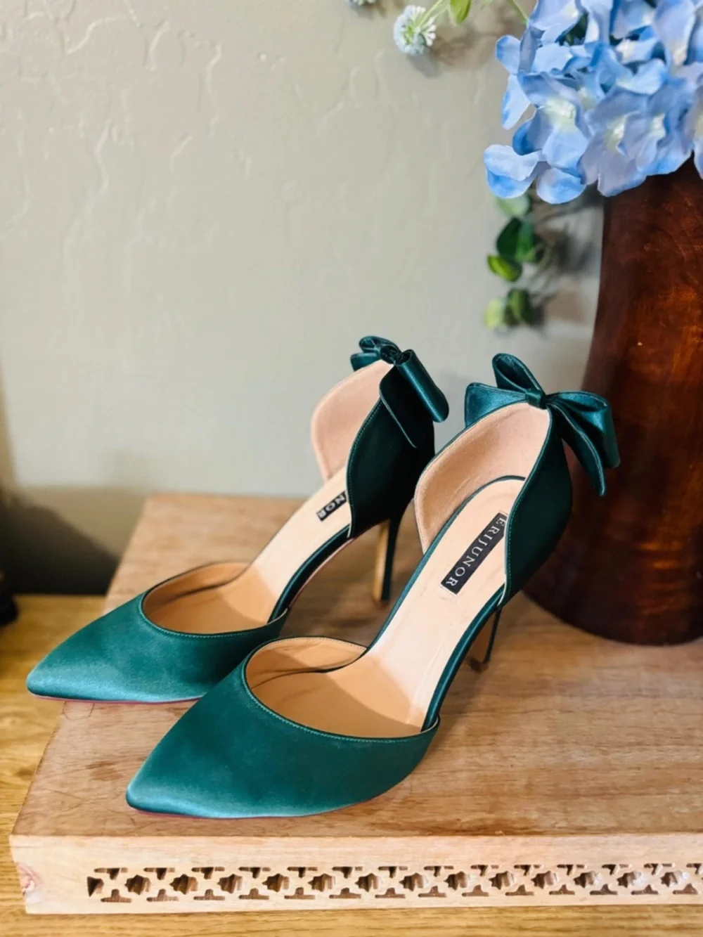 Billini elegant emerald