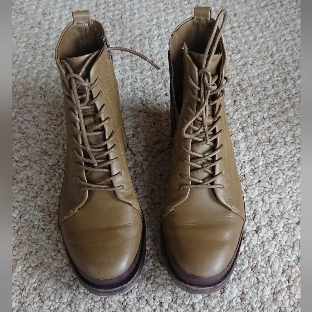 Vince cooper leather