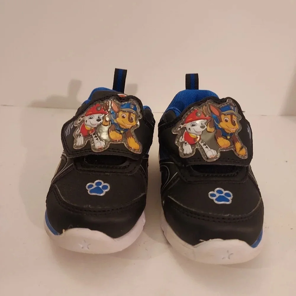 Spin Master Paw Patrol Velcro Slip on Sneakers in Size 6