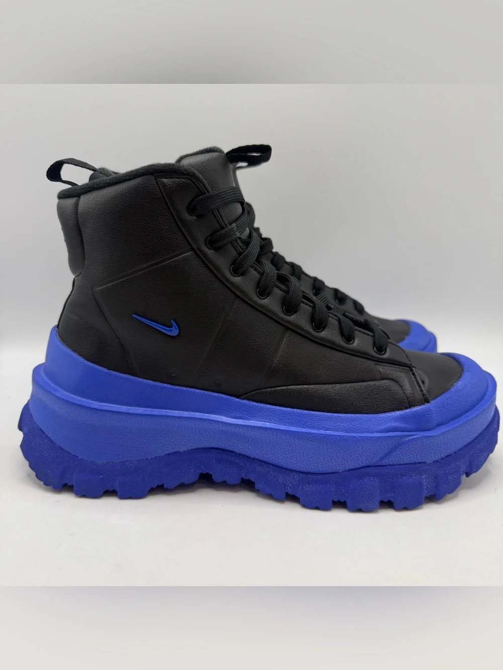 Nike wear signs