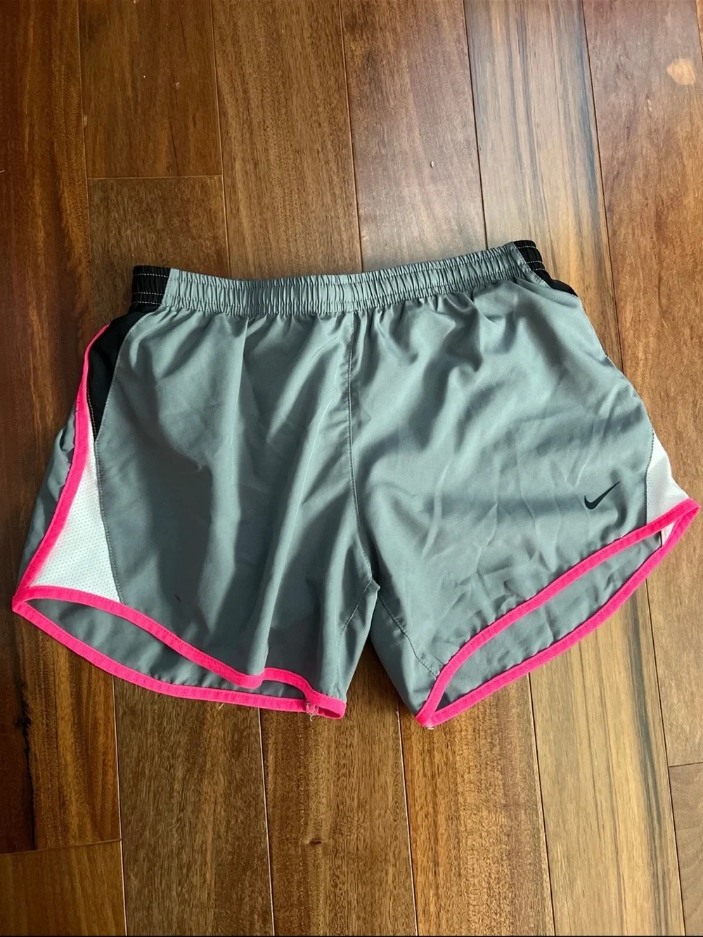 Nike girls shorts