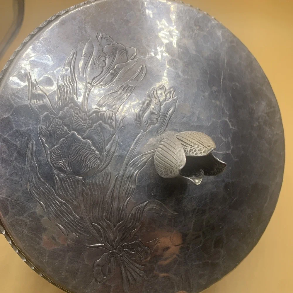 N/A vintage hammered