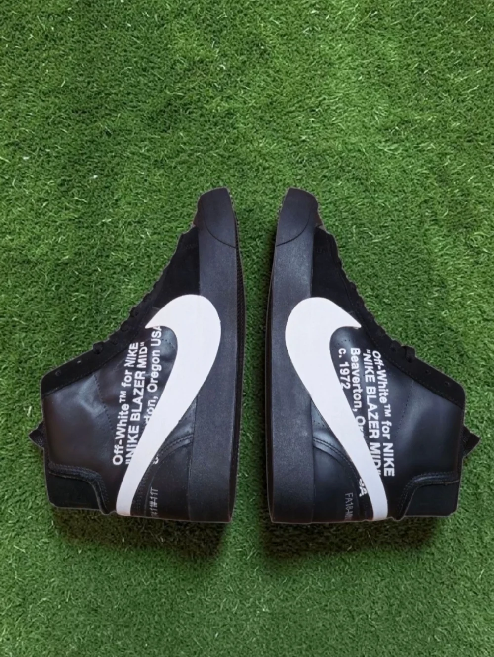 Nike authentic off