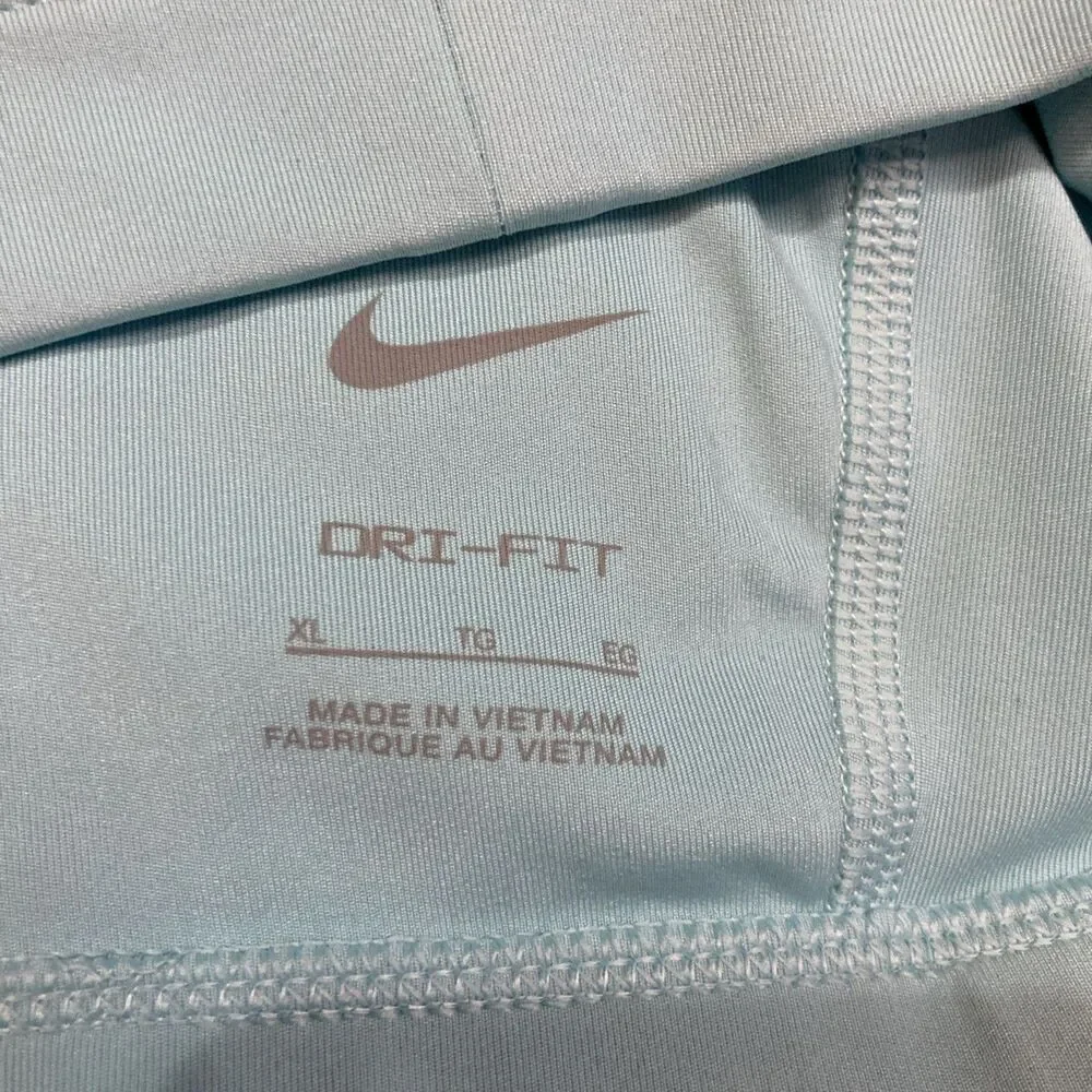 Nike xl closure athleisure