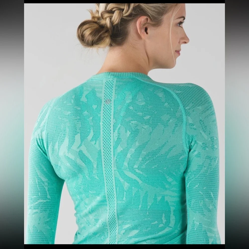 lululemon athletica sea wheeze