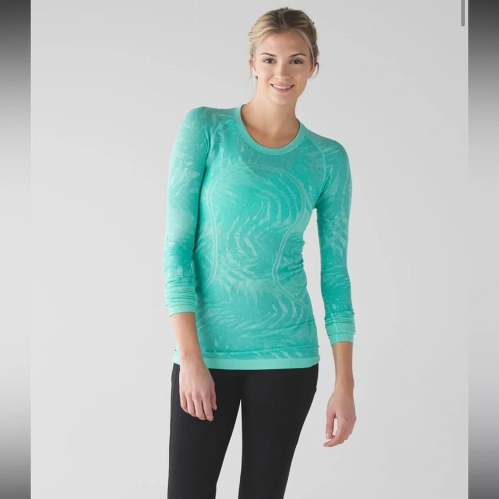 lululemon athletica sea wheeze
