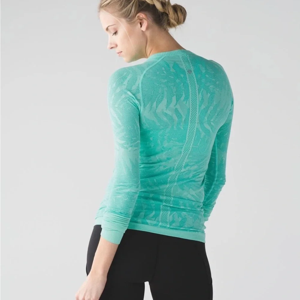 lululemon athletica sea wheeze